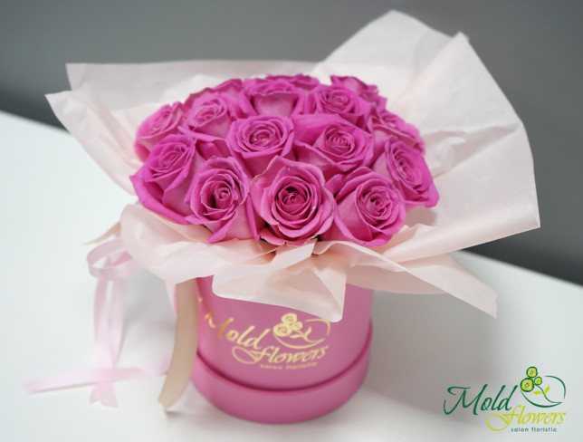Trandafiri roz în cutie foto